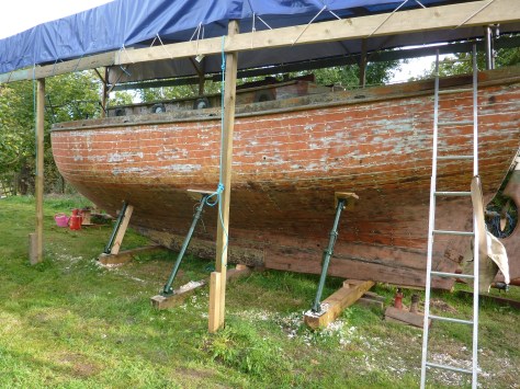 Losing the paint reveals Flamingo's form and the striping of the planks accentuates her lines.