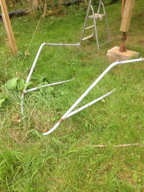 Pulpit pushed overboard